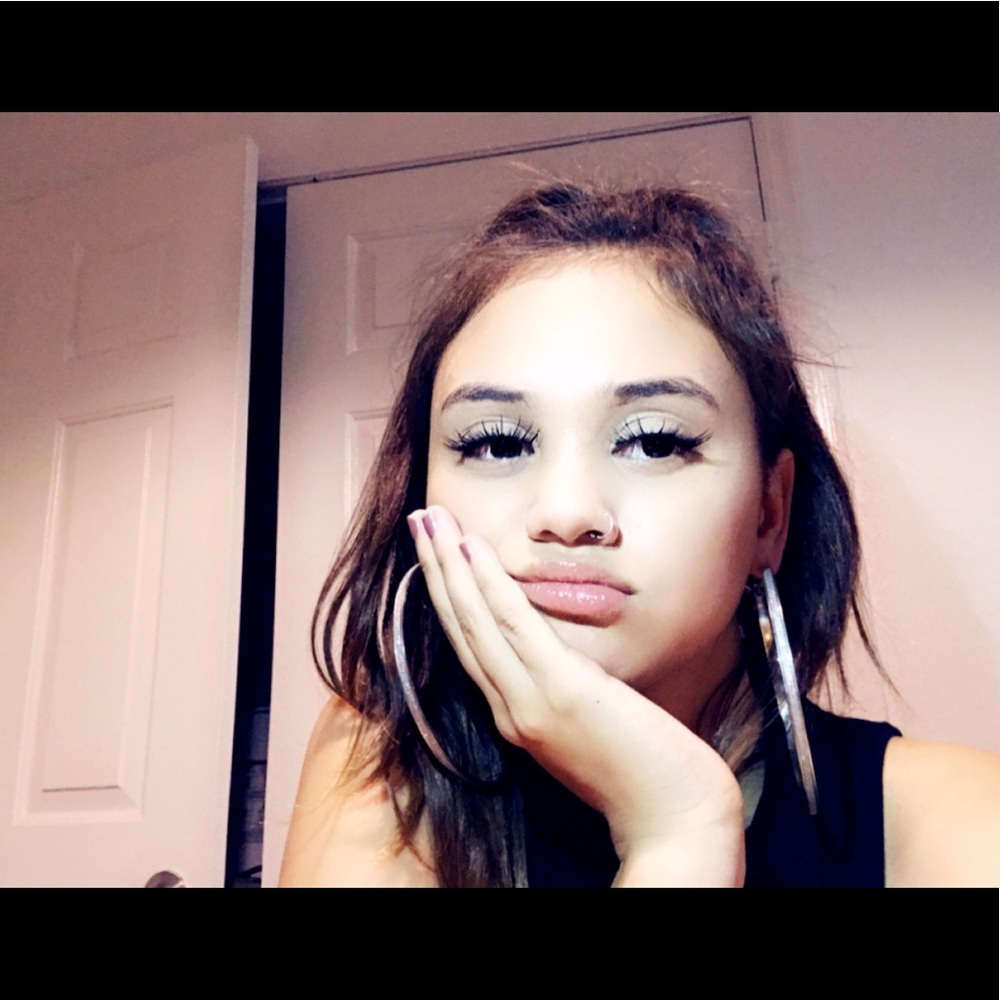 Meet your Posher, Jayde